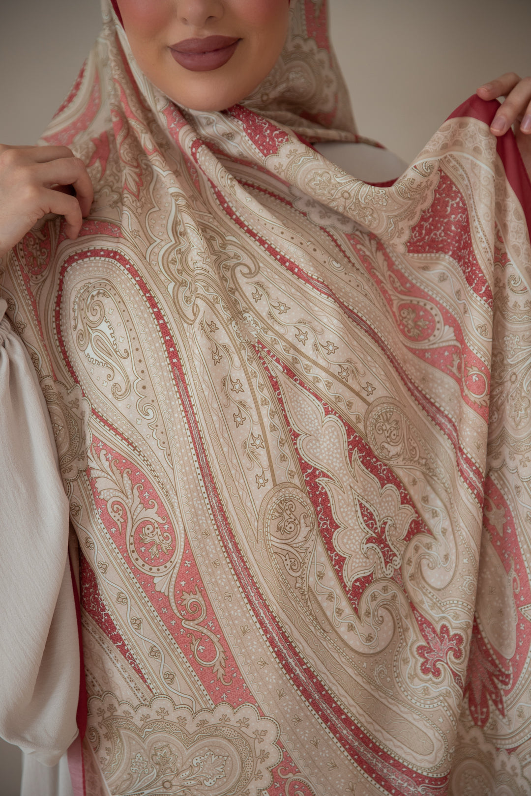 Soft Bohéme Hijab in Bordeaux Elegance