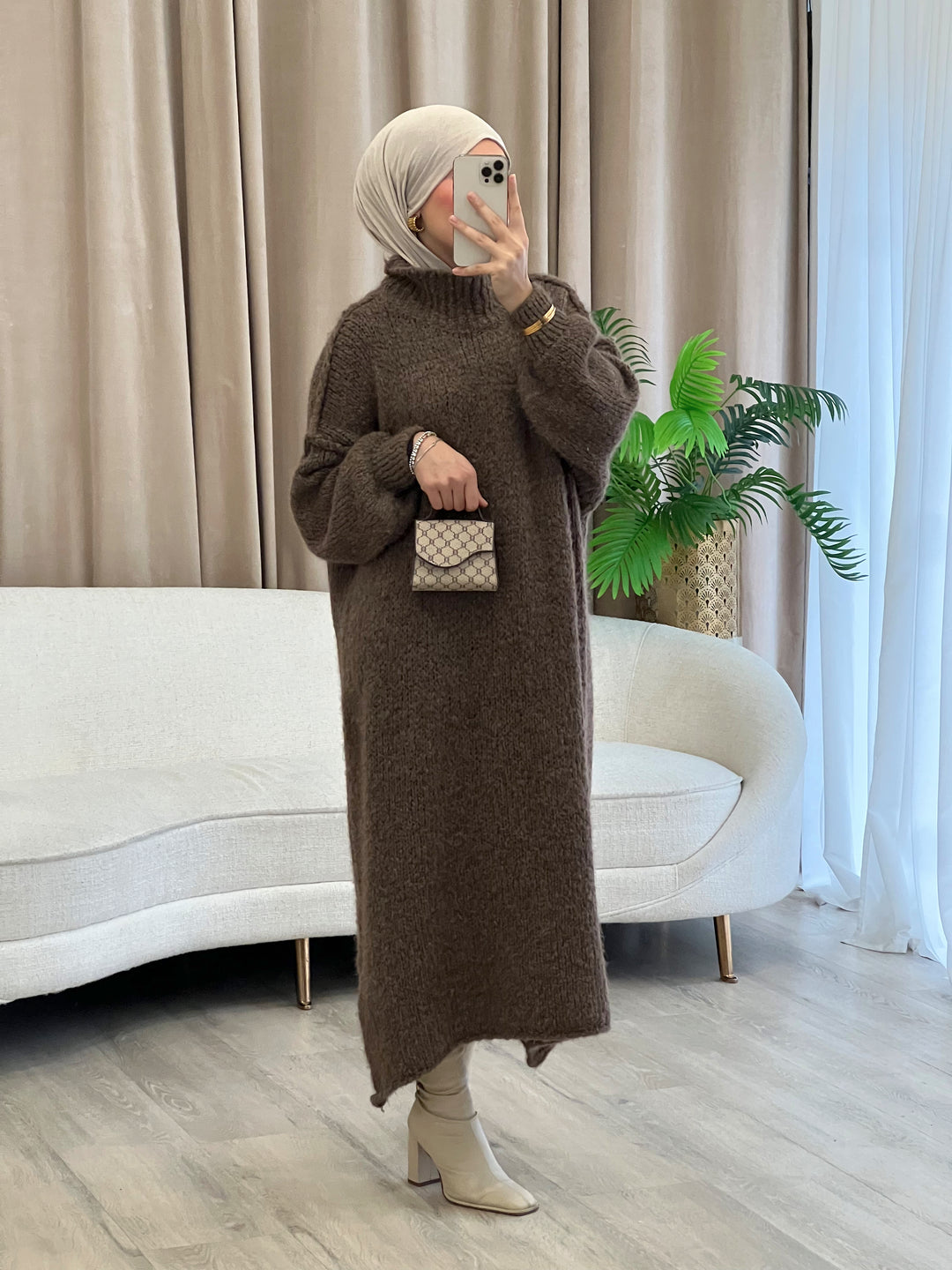 Tara Woll-Kleid in Mocha