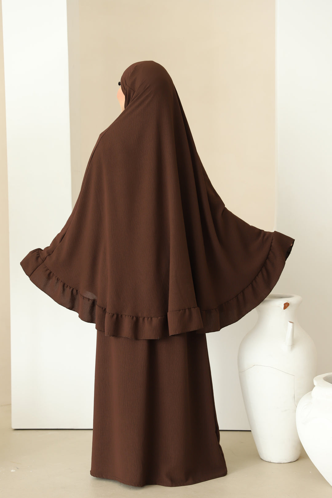 Amela Abaya Set in Braun