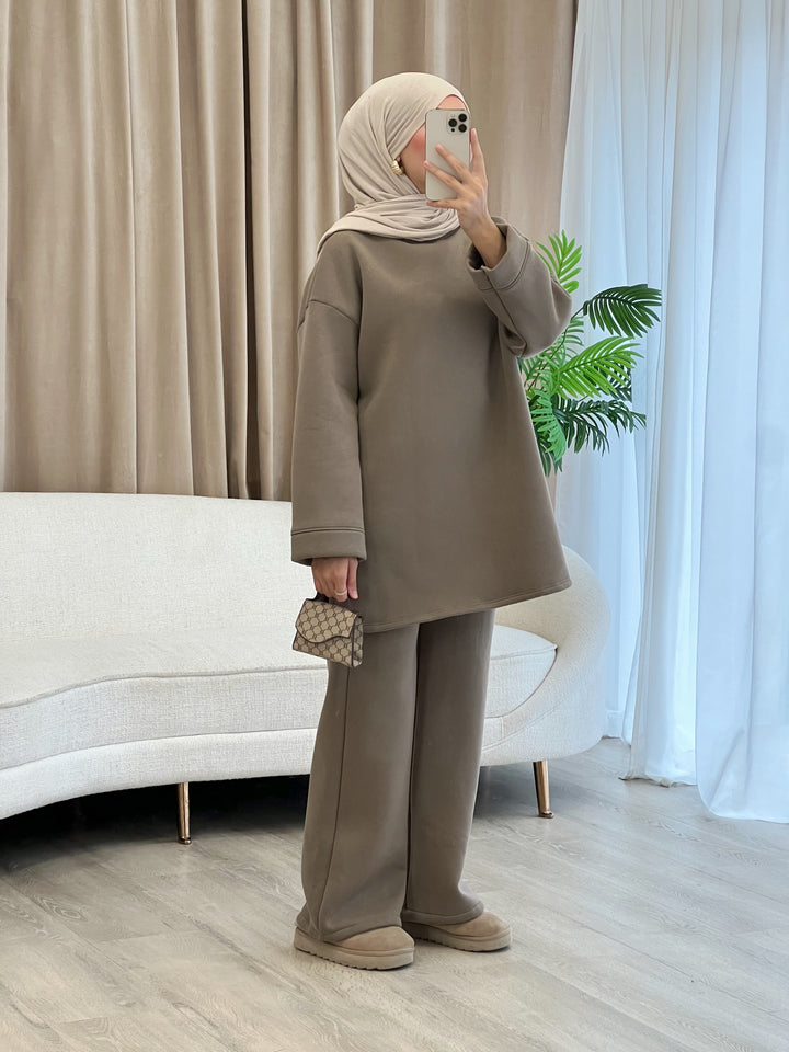Comfy Oversized Set in Taupe