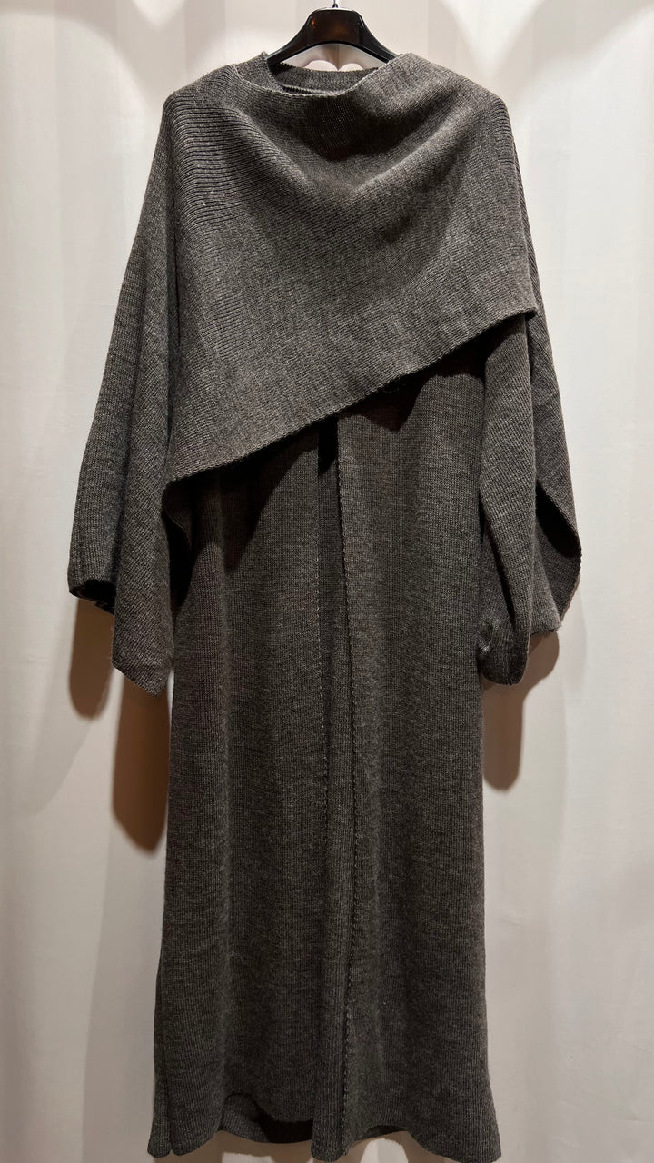 Mira Long Strick-Cape