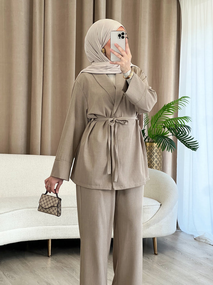 Dina Set in Taupe