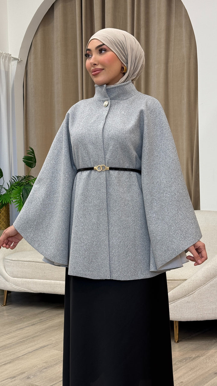 Kamila Cape mit Gürtel in Grau