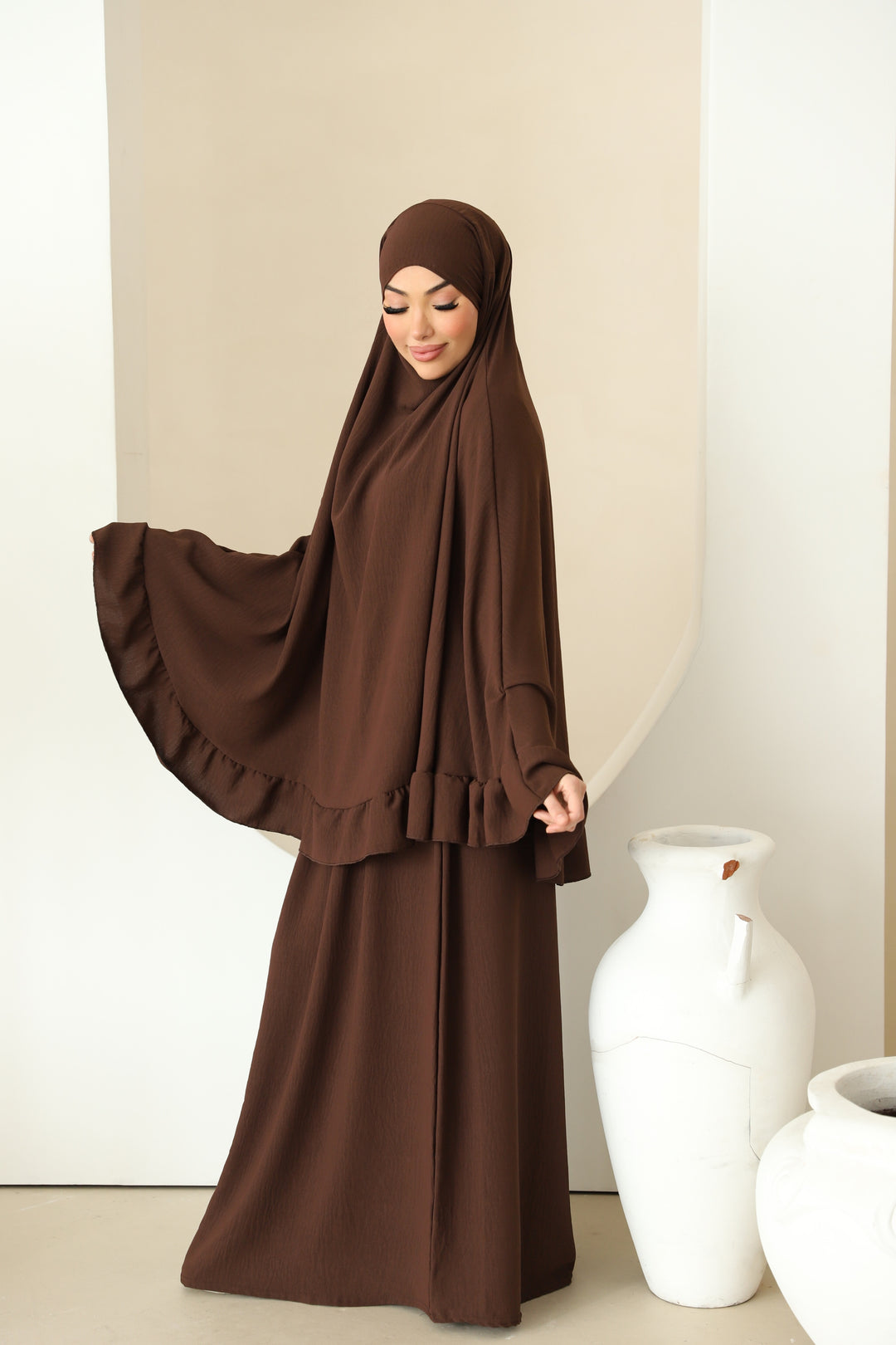 Amela Abaya Set in Braun