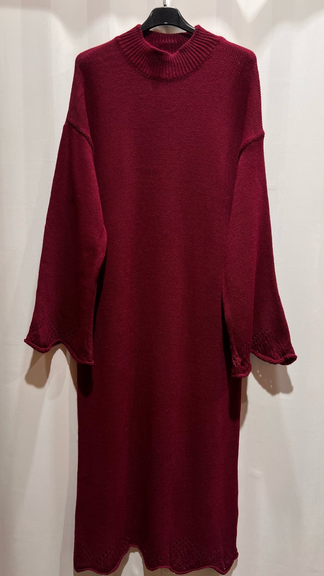 Eli Strick-Kleid
