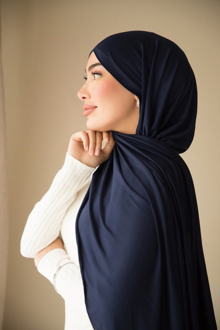 Jersey Hijab in Navy