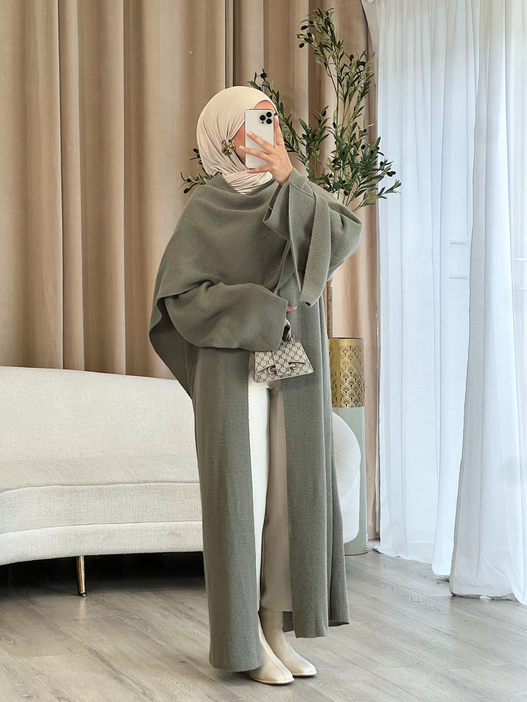 Mira Long Strick-Cape