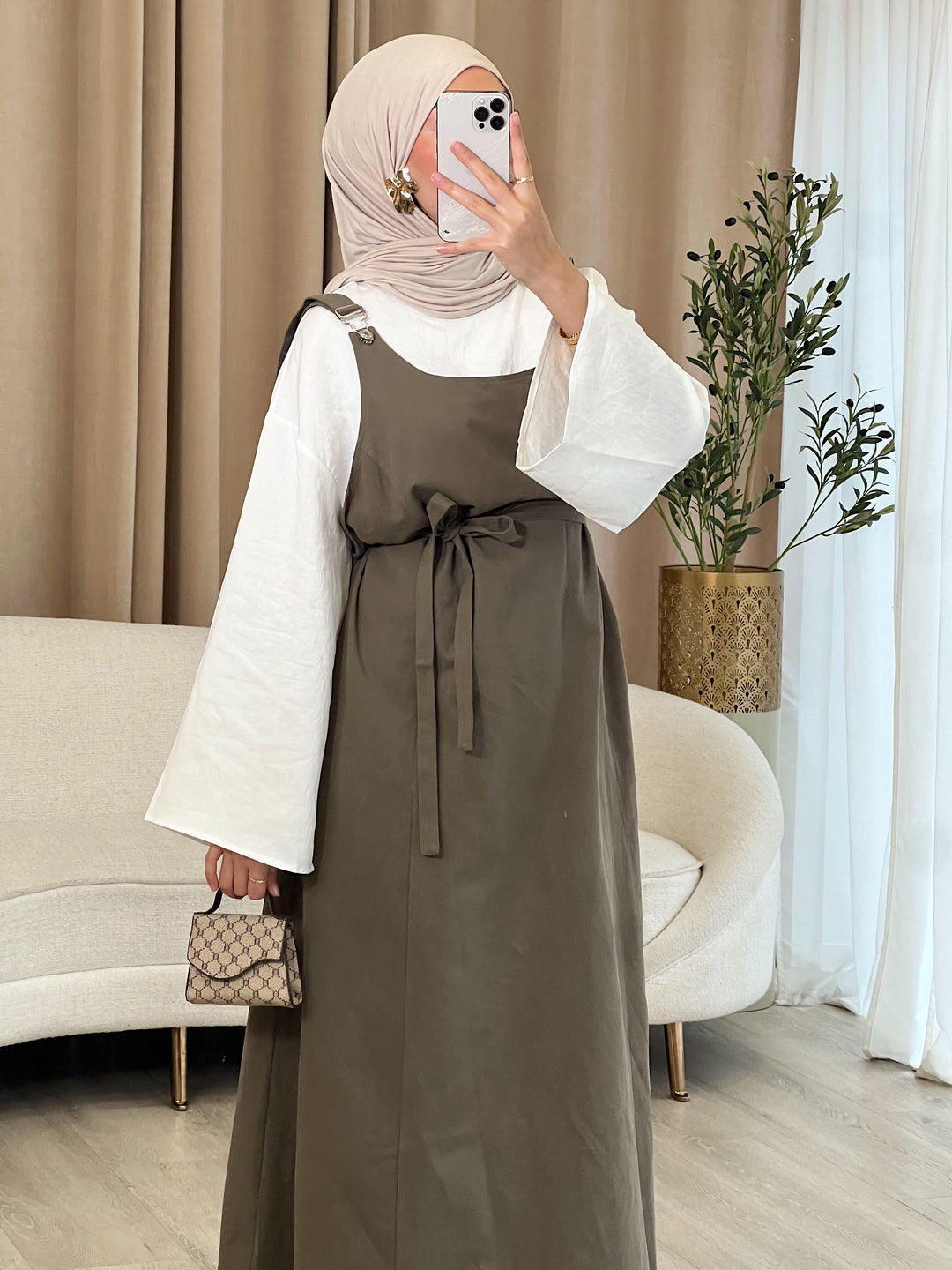 Elifé Latzkleid