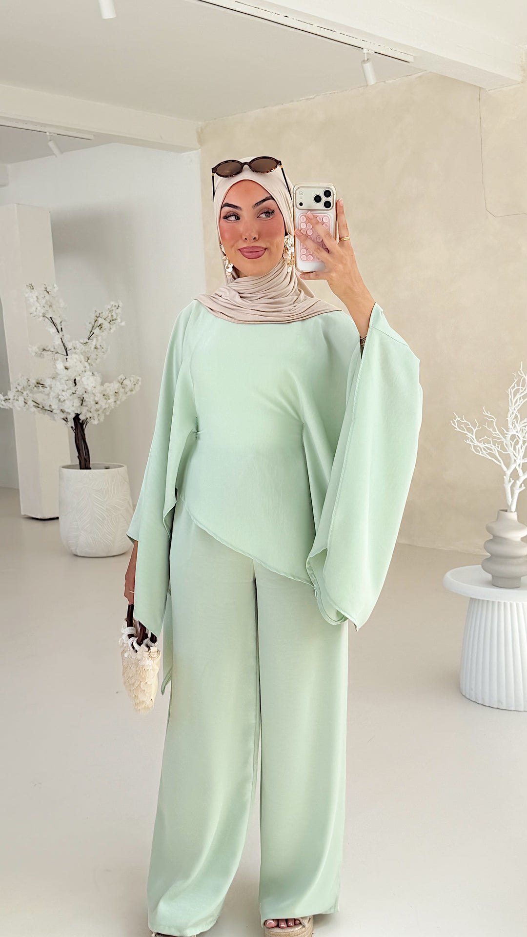 Liyana 2-Teiler