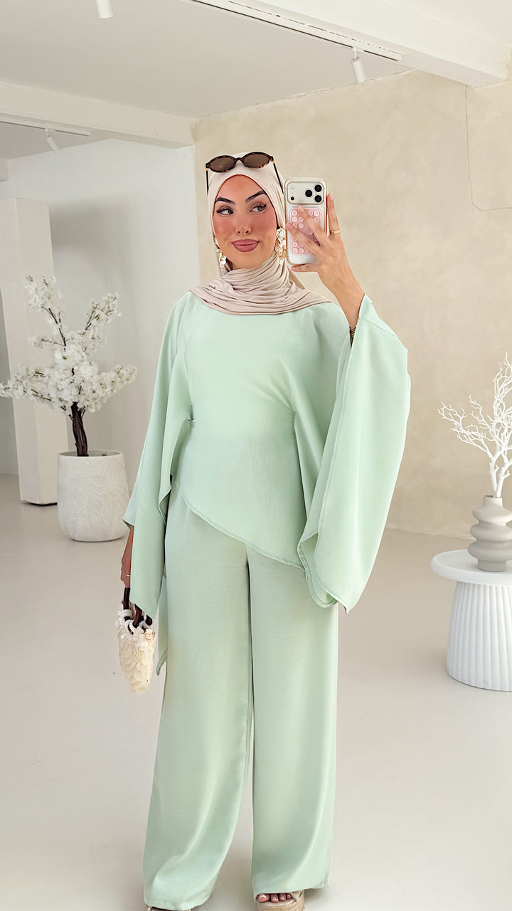 Liyana 2-Teiler