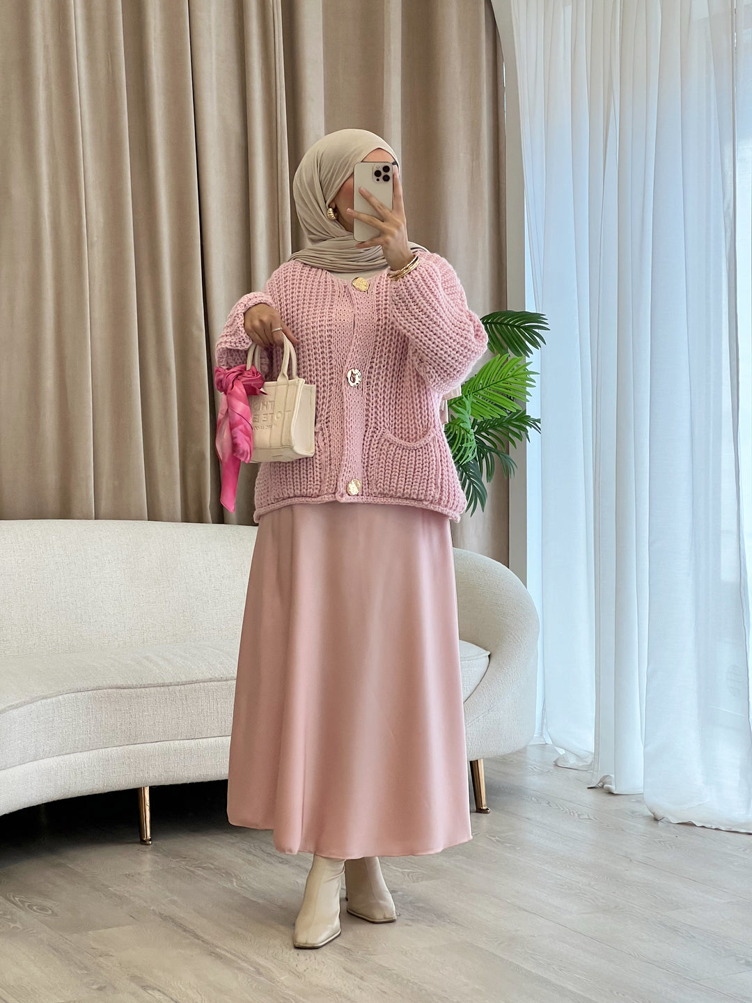 Chic Satin Rock
