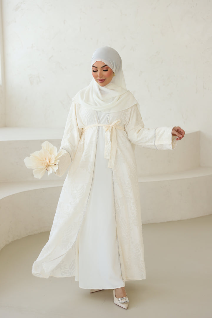 Ameerah Abaya Set in Creme