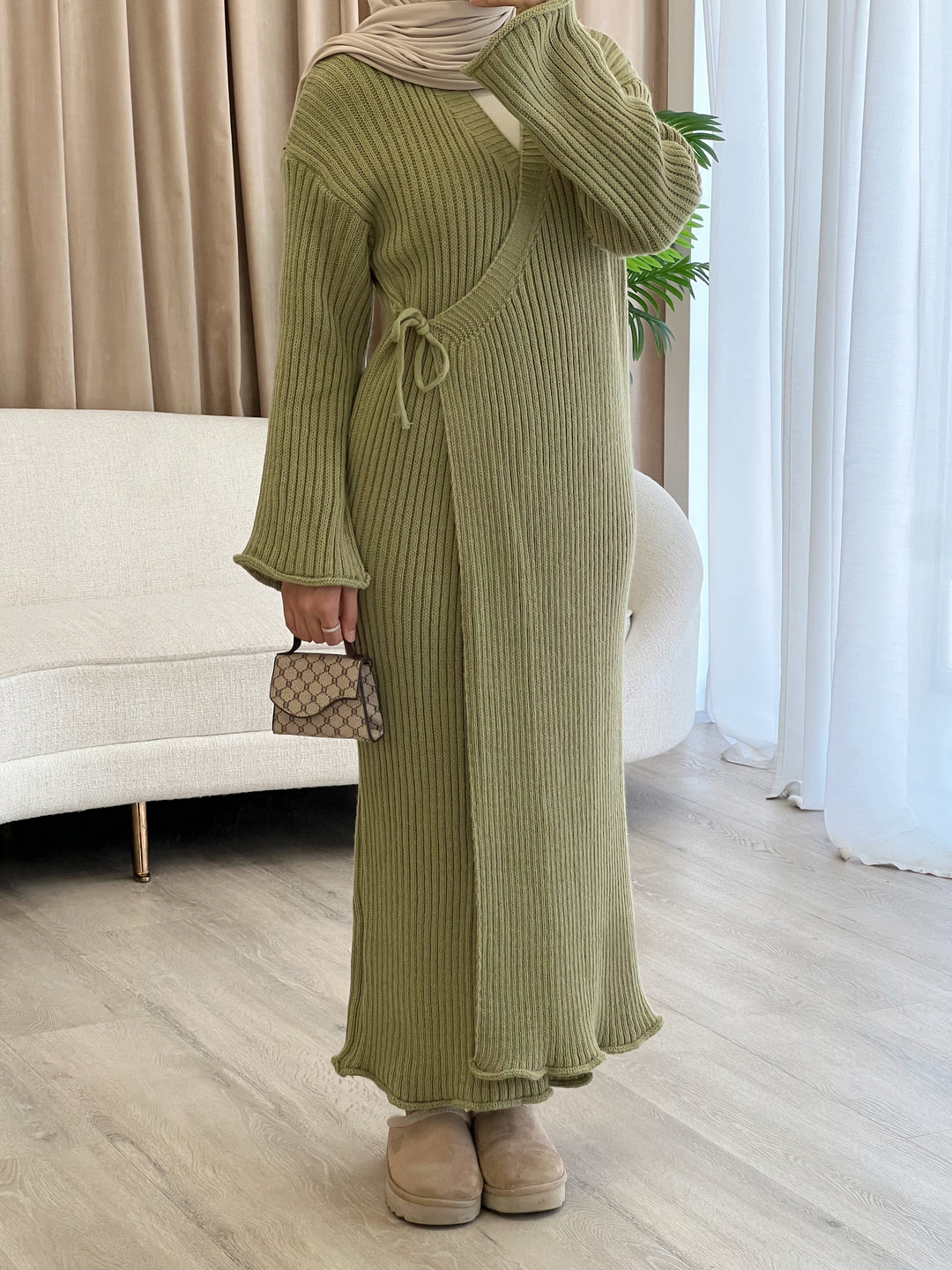 Belleza Strickkleid in Wickeloptik in Pistachio