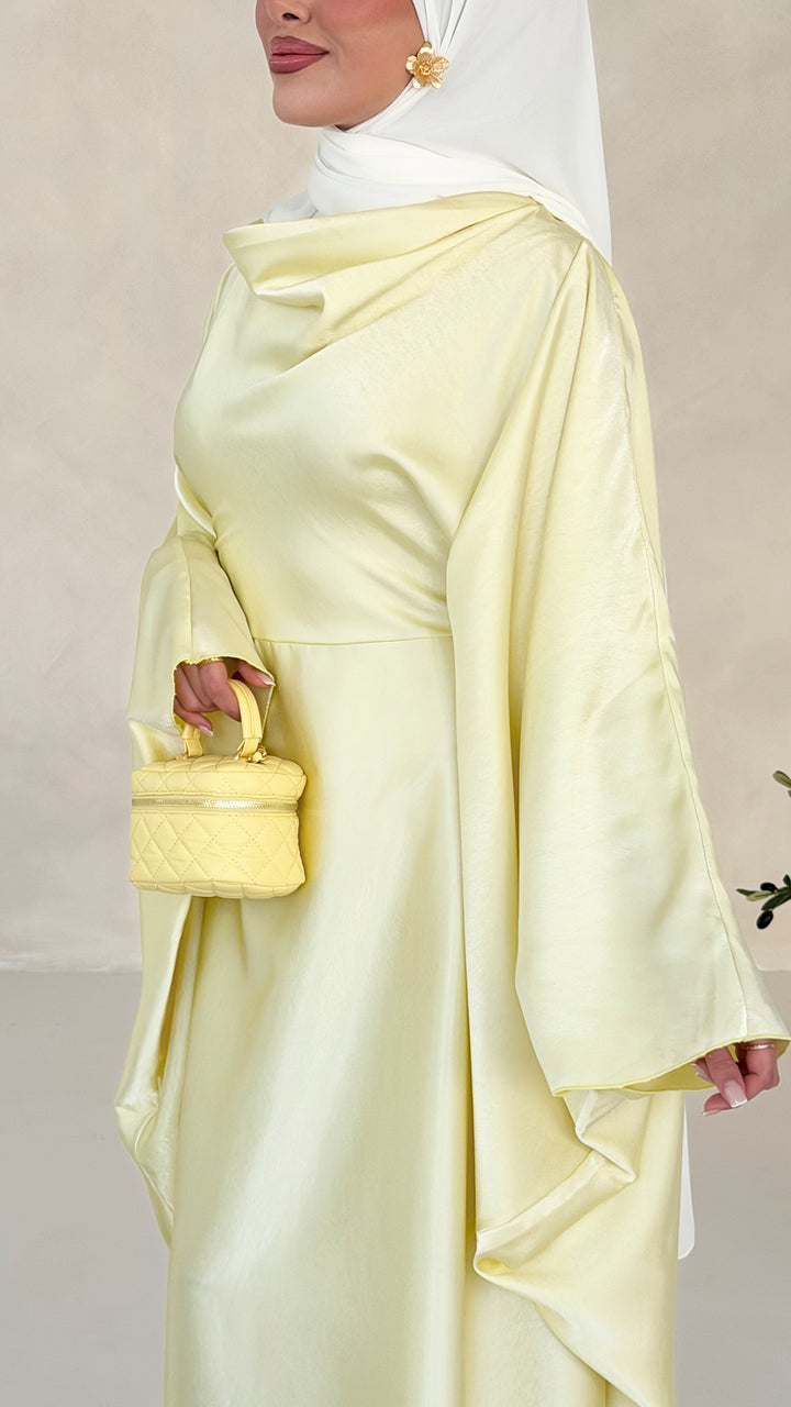 Lyra Abaya