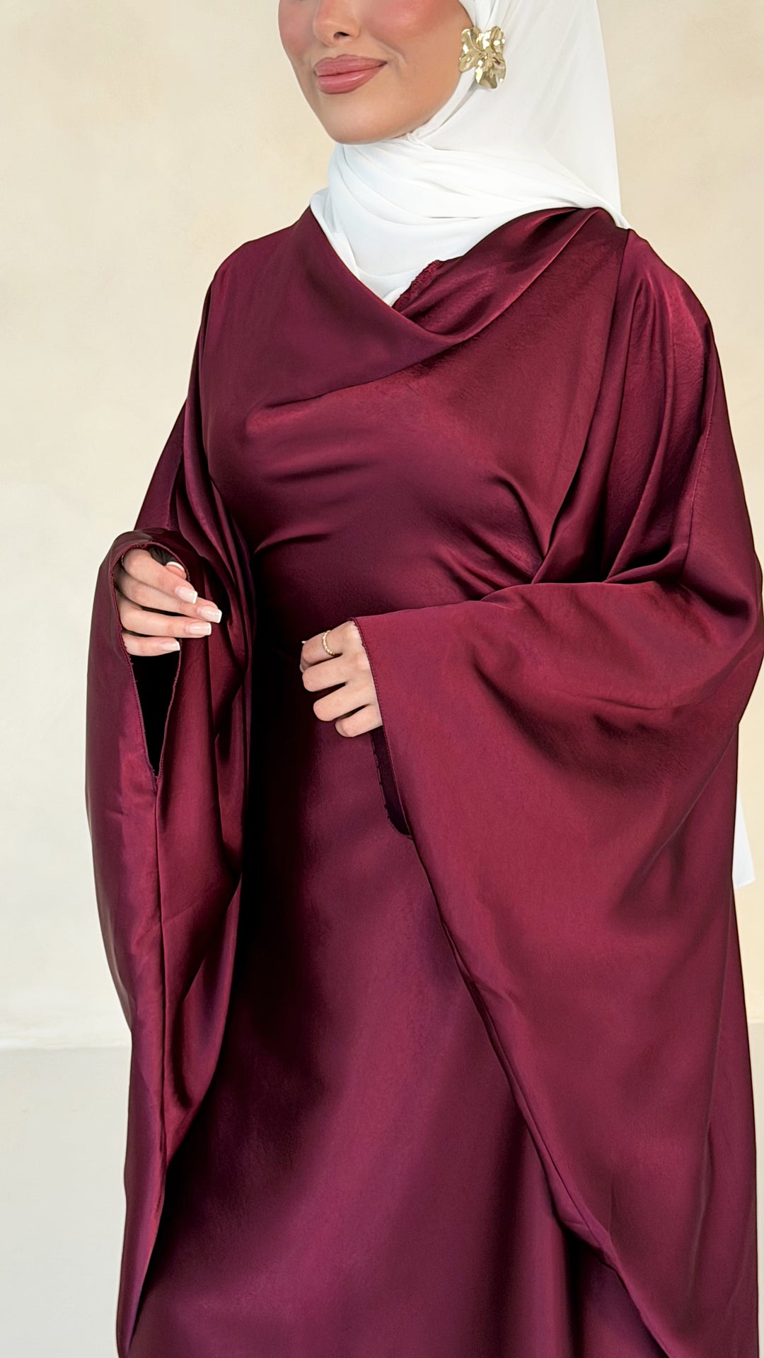 Lyra Abaya