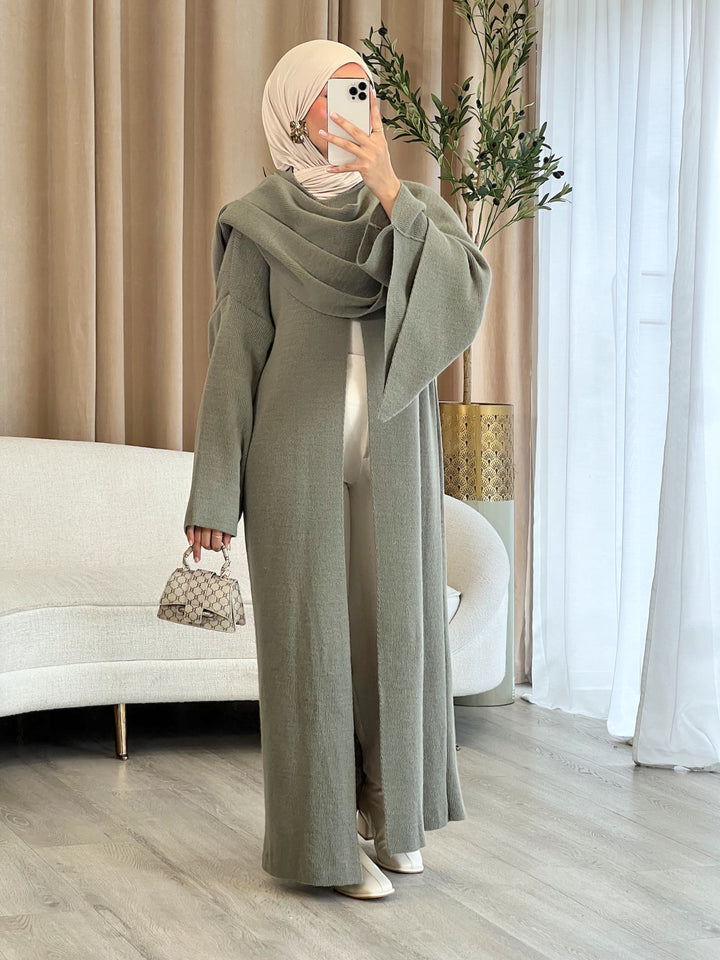 Mira Long Strick-Cape