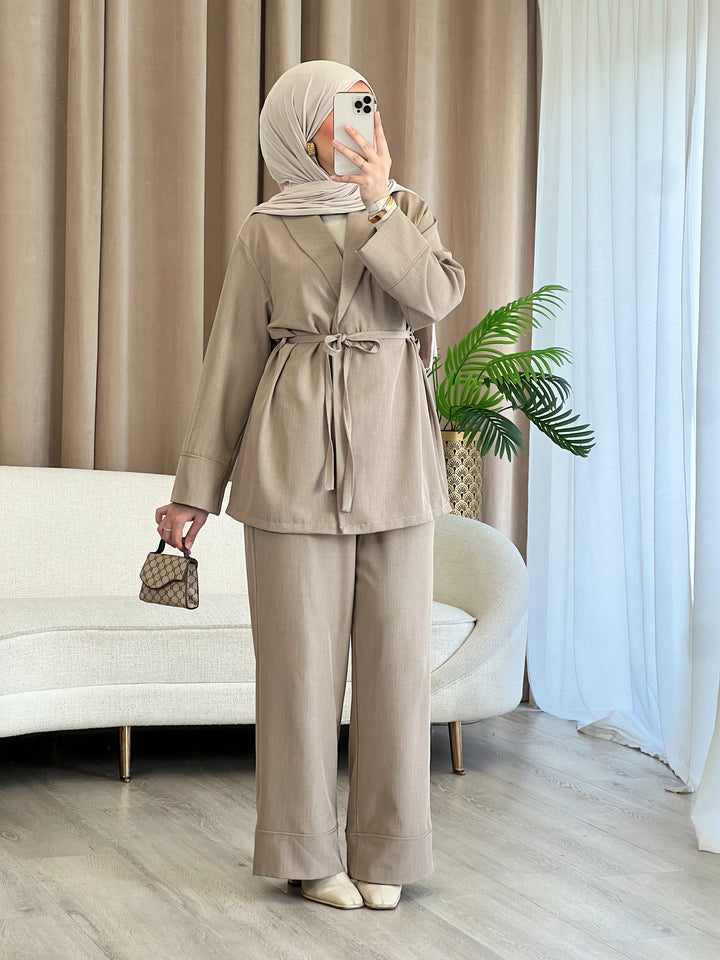 Dina Set in Taupe