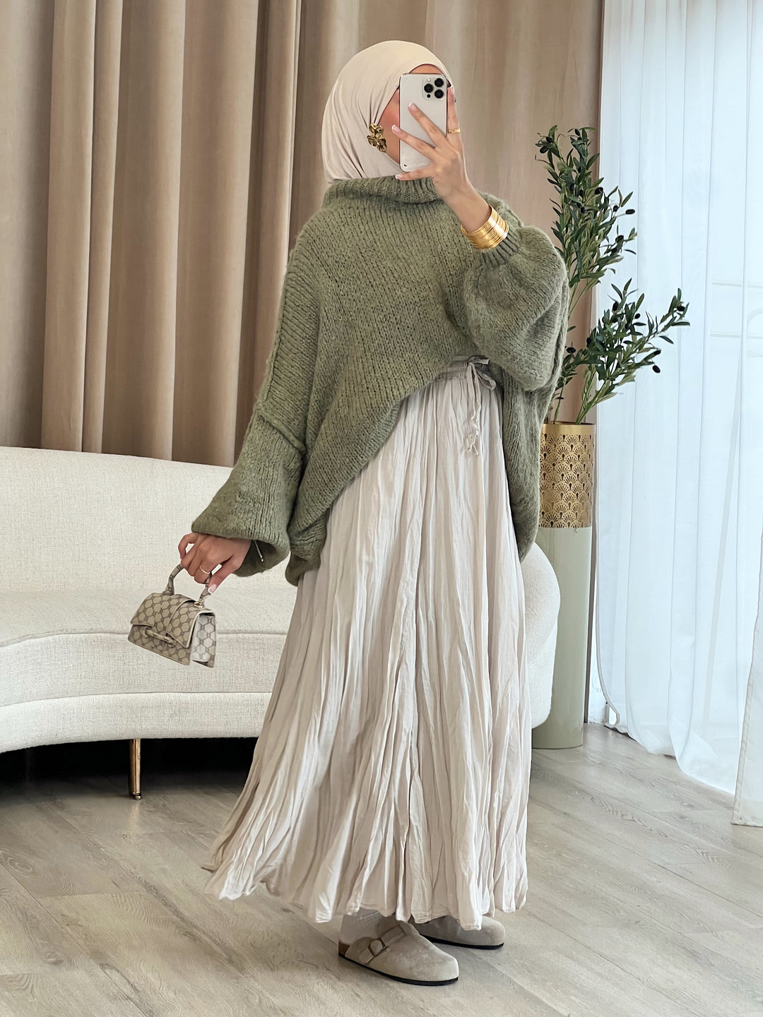 Vivi Oversized Pullover in Olive