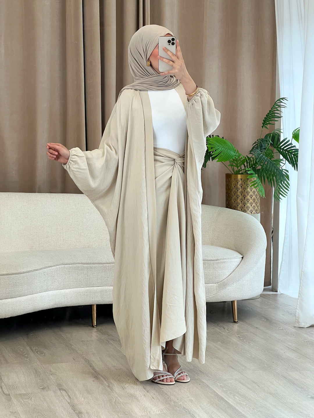 Noura Set in Beige