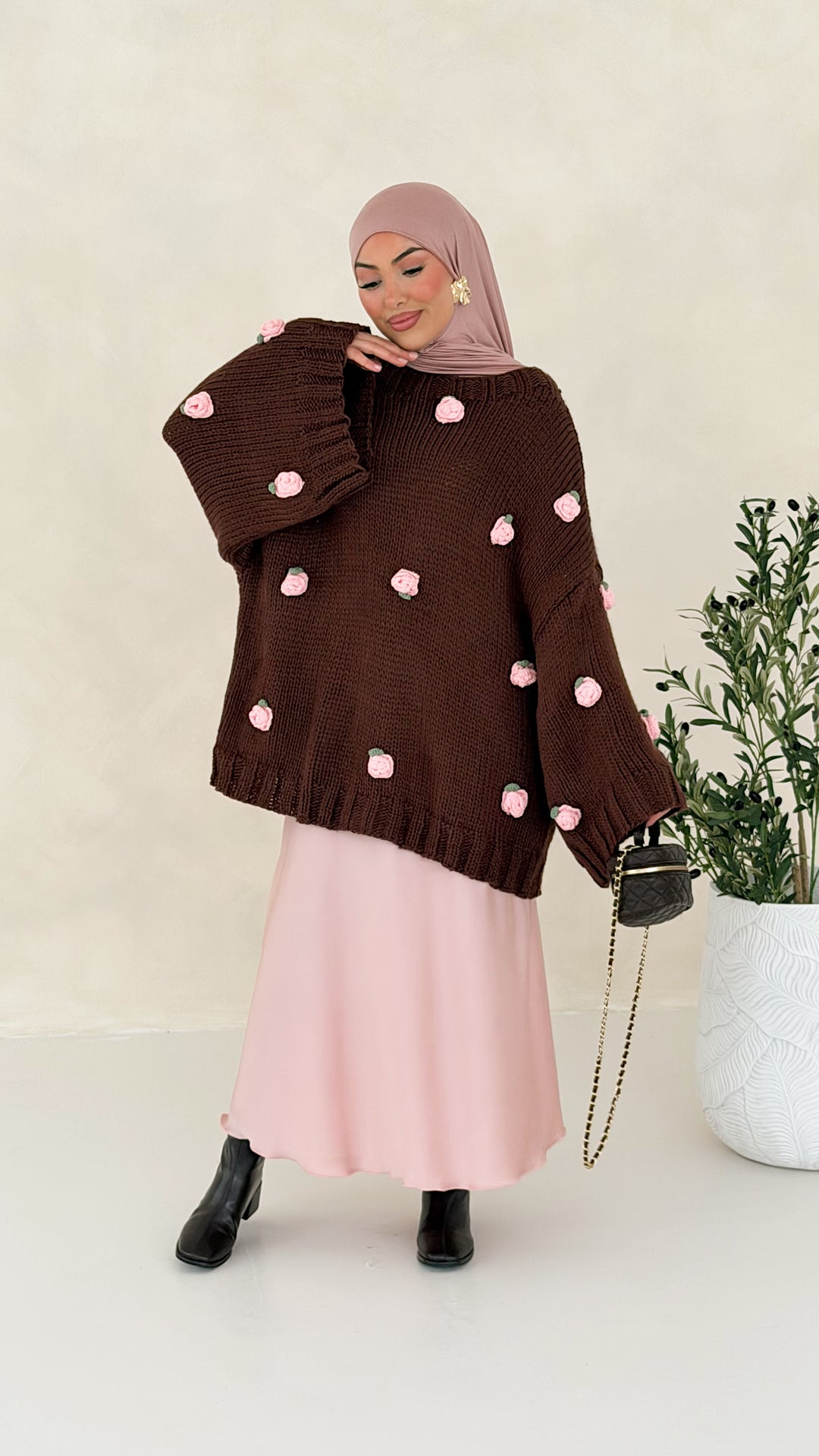 Rosy Pullover Handmade