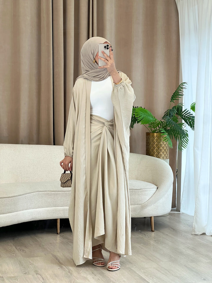 Noura Set in Beige