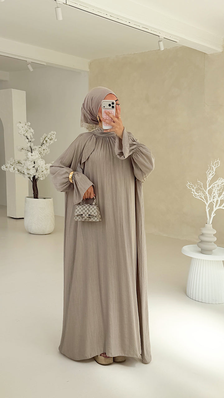 Volant Kleid