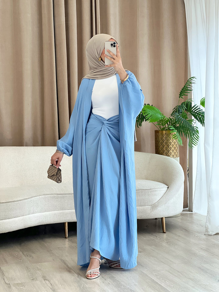 Noura Set in Babyblau