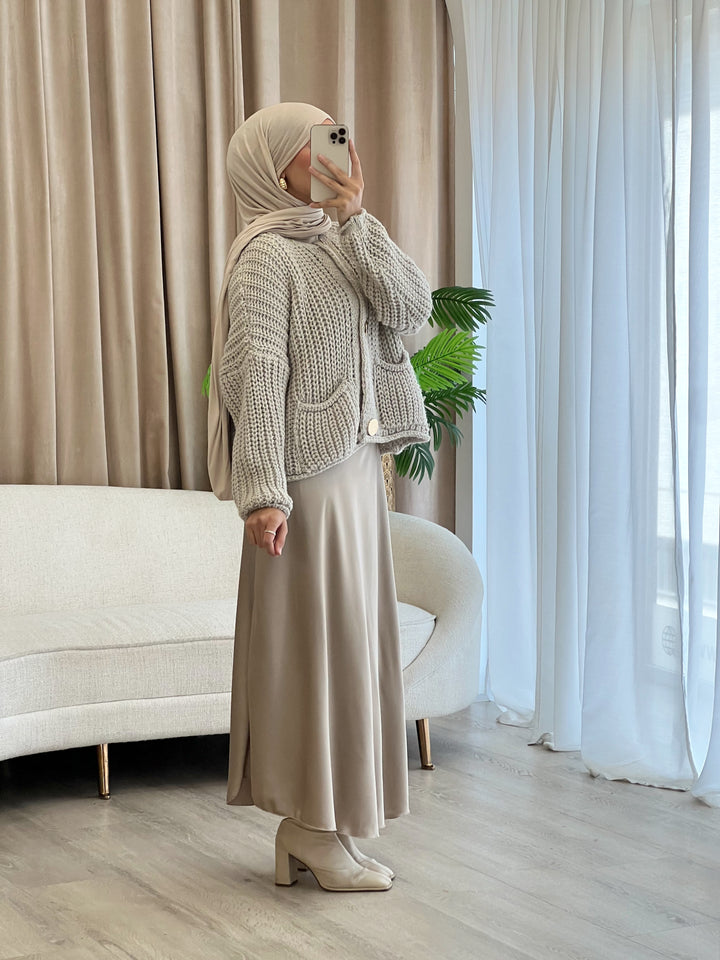 Pure Cardigan mit goldenen Knöpfen in Ivory