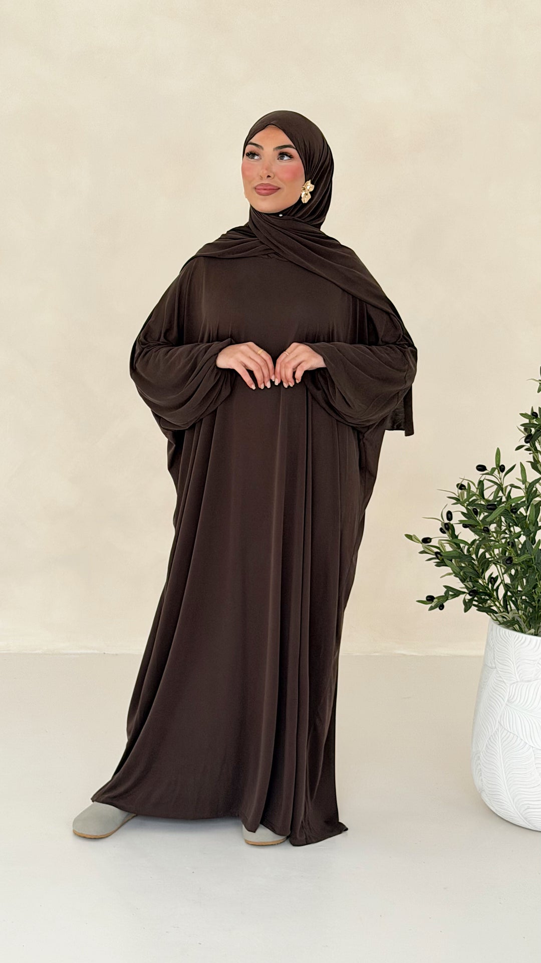 Nareen Abaya mit integriertem Hijab