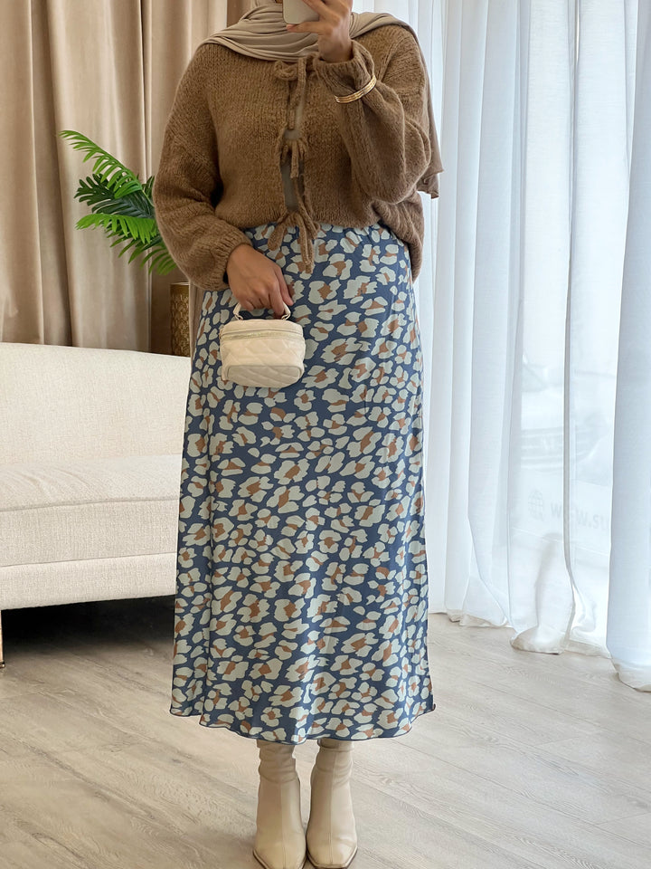 Lia Print Satin Rock in Blau