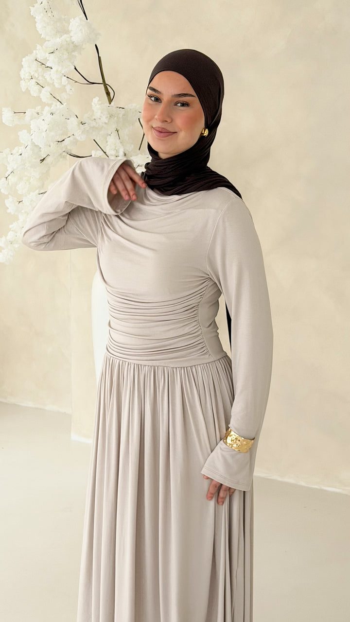 Nura Kleid