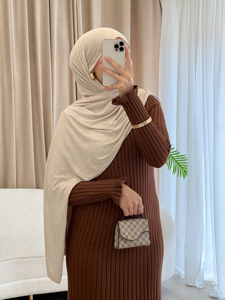 Jolie Kleid in Brown