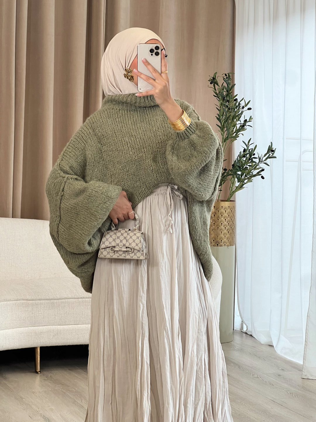 Vivi Oversized Pullover in Olive