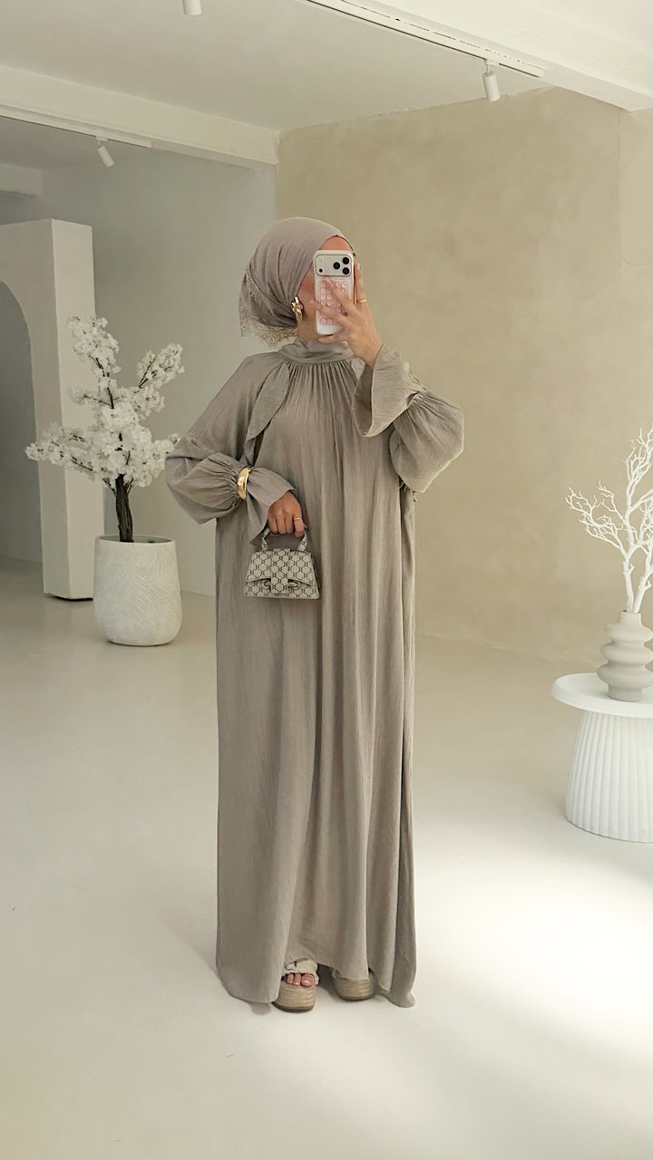 Volant Kleid