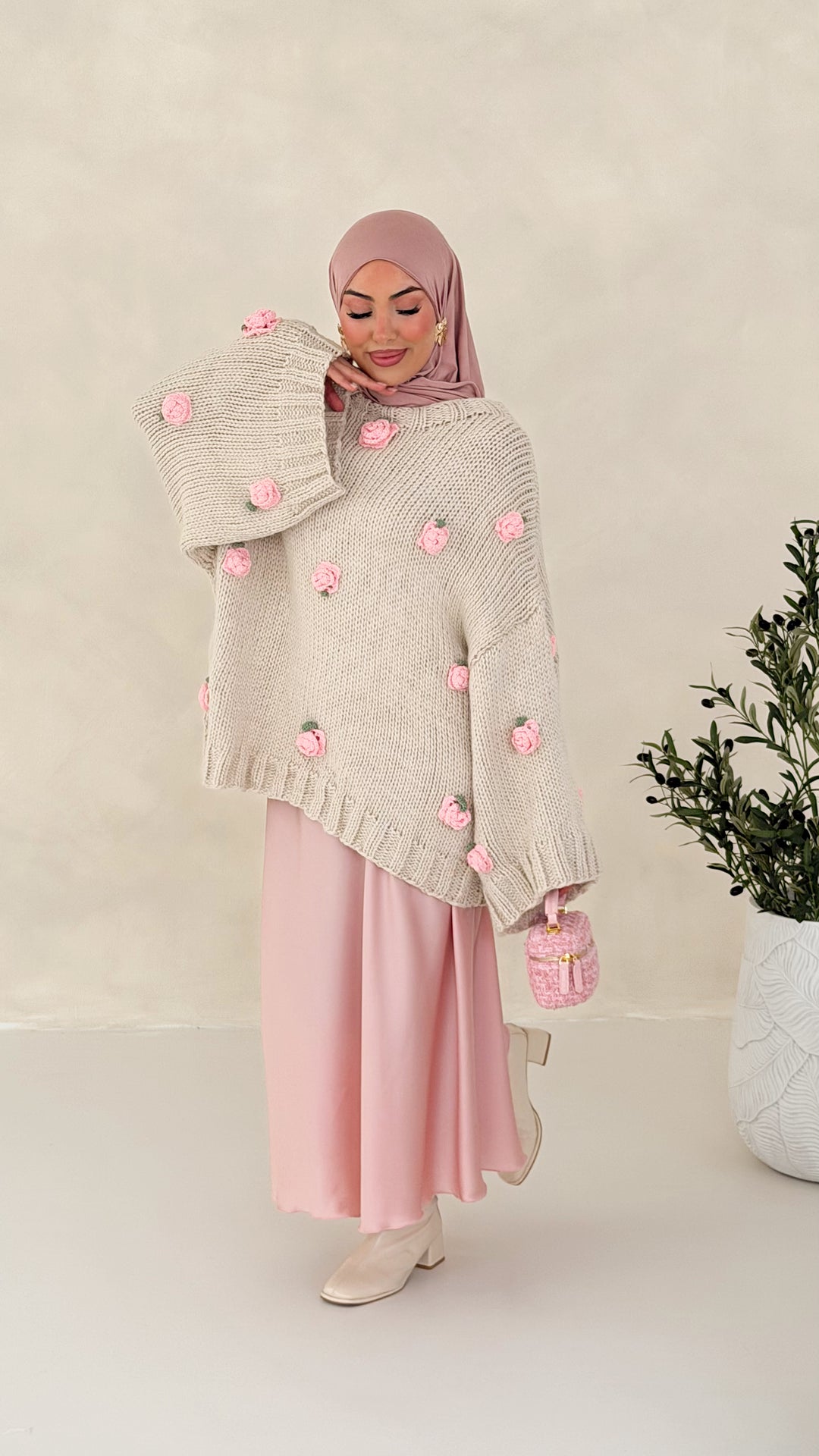 Rosy Pullover Handmade