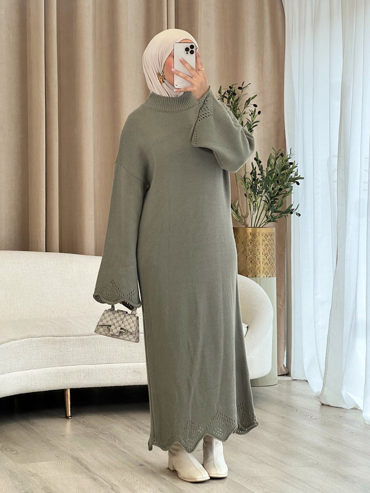 Eli Strick-Kleid