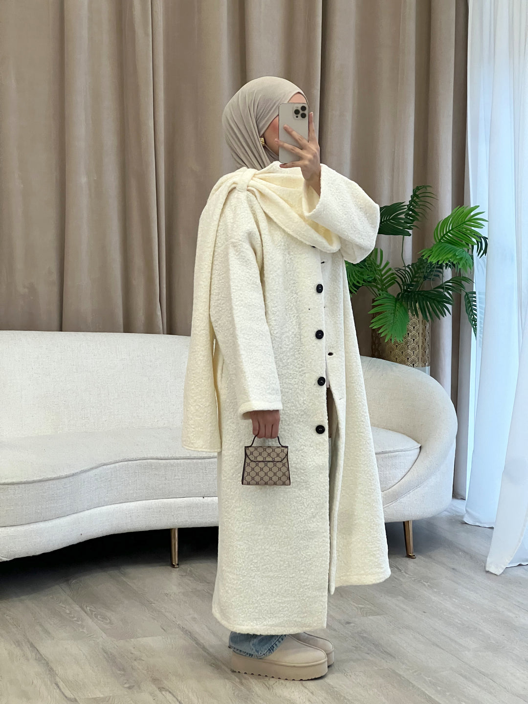 Bell Teddy Long Mantel mit integriertem Schal in Creme