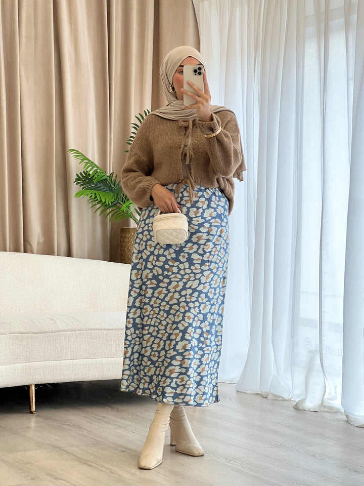 Lia Print Satin Rock in Blau