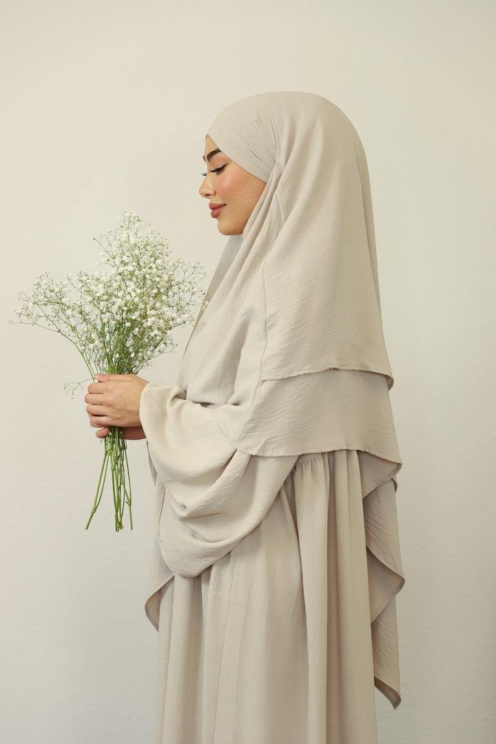 Naima Premium Khimar in Elfenbein