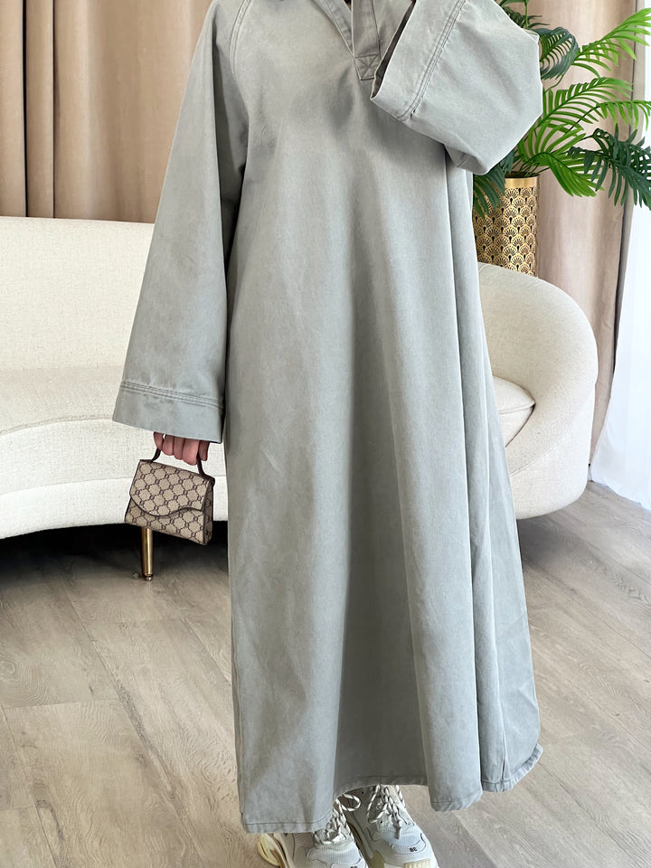 Zaynab Jeans Kleid in Grau