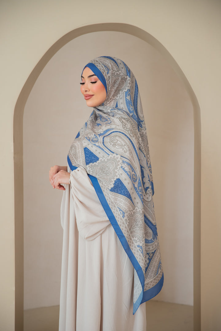Soft Bohéme Hijab in Royal Blue