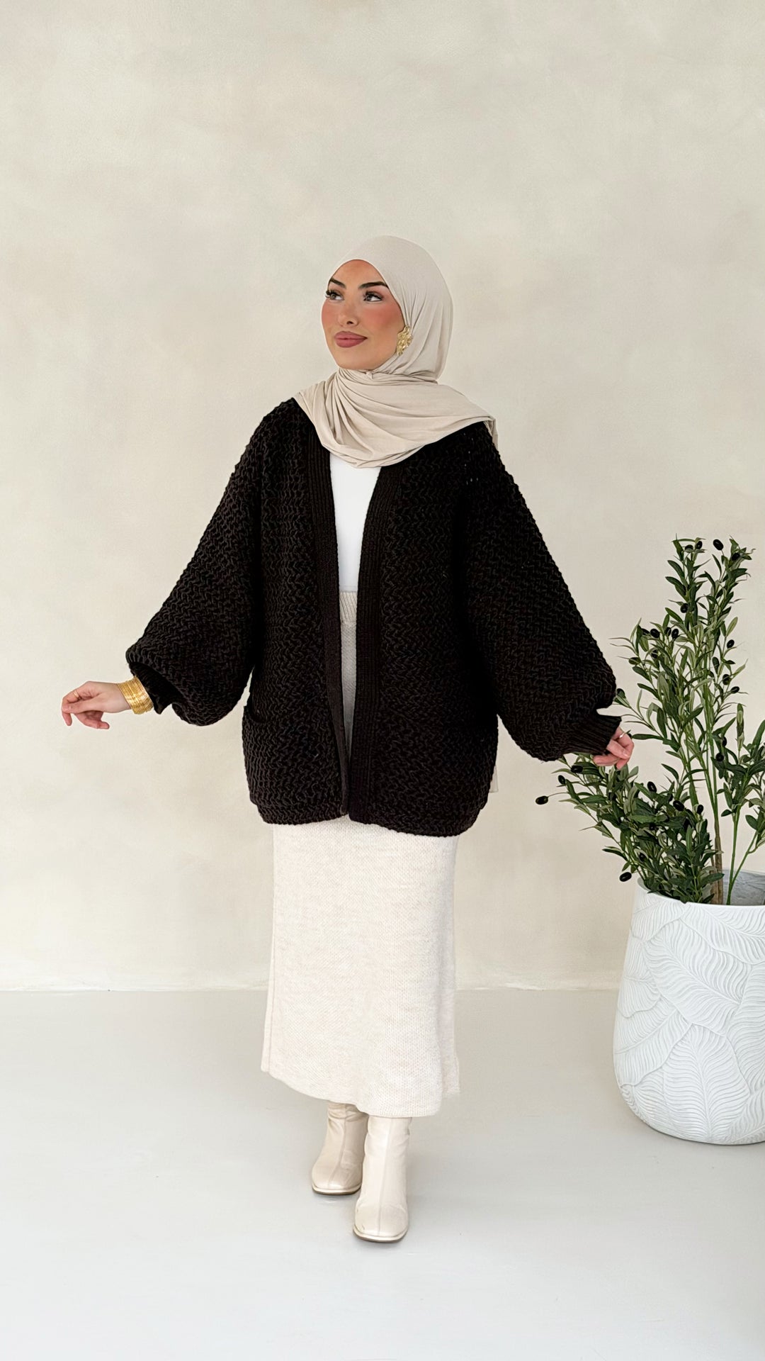 Evora Strick-Cardigan
