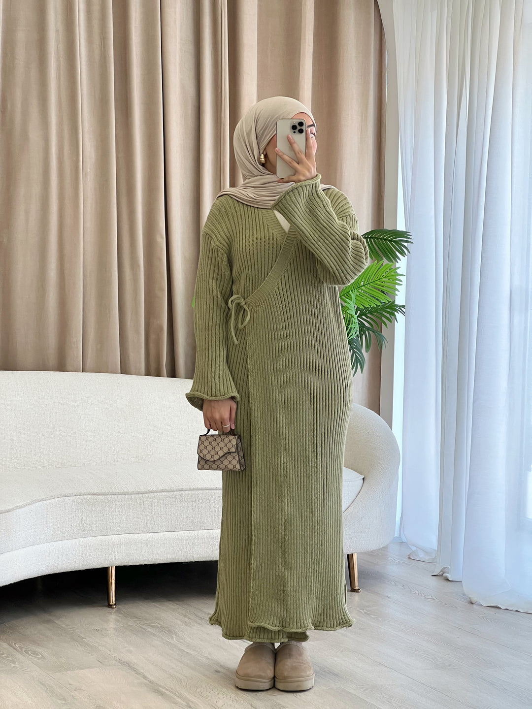 Belleza Strickkleid in Wickeloptik in Pistachio