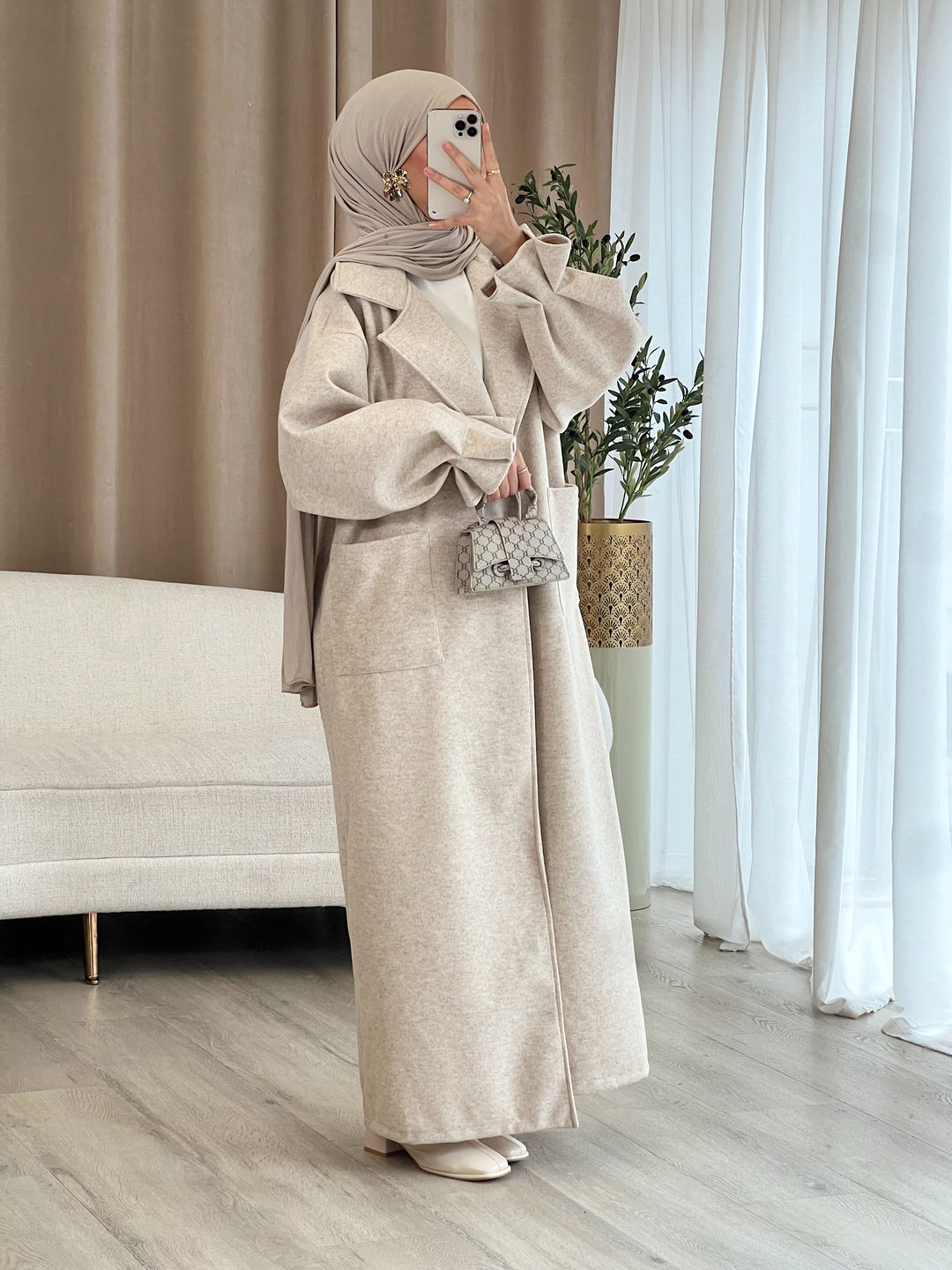 Zafira Mantel