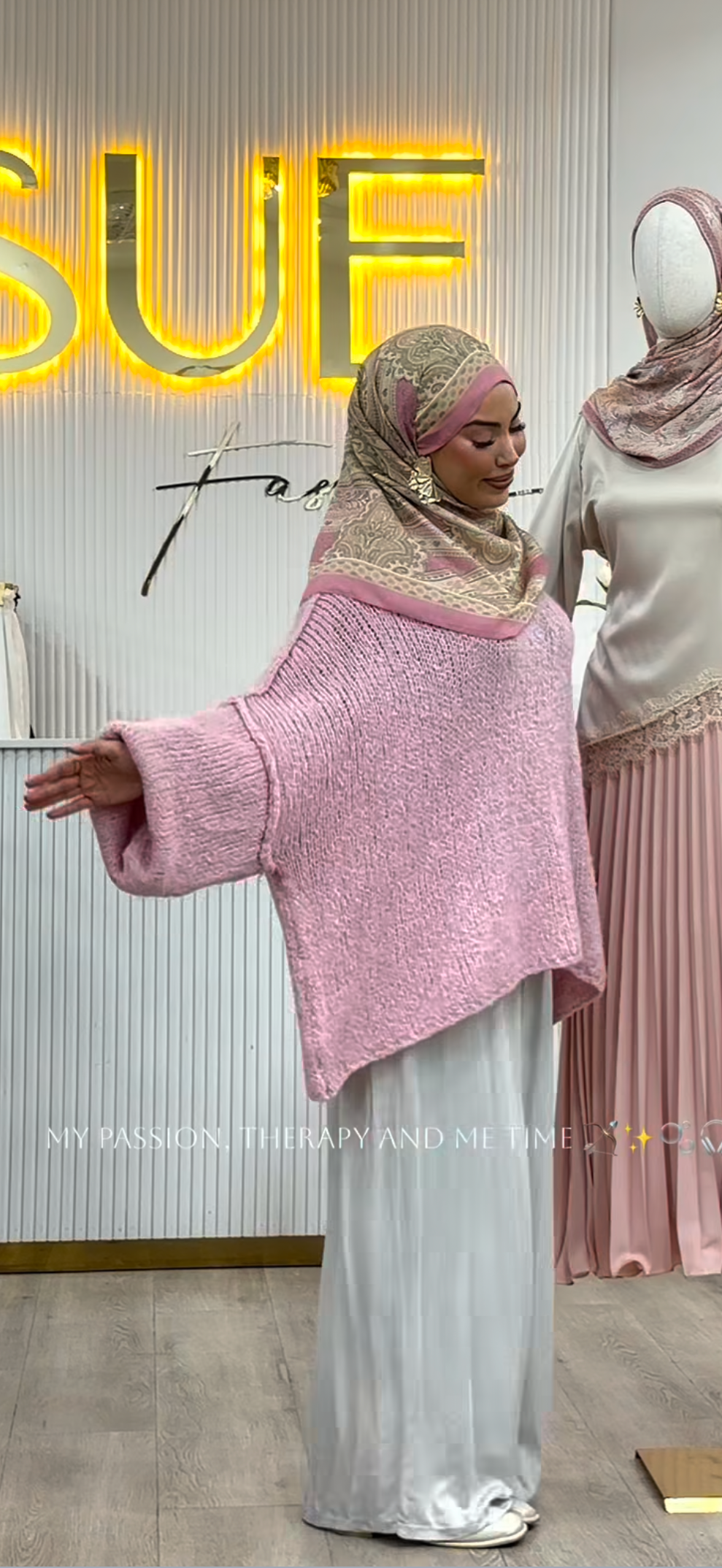 Vivi Oversized Pullover
