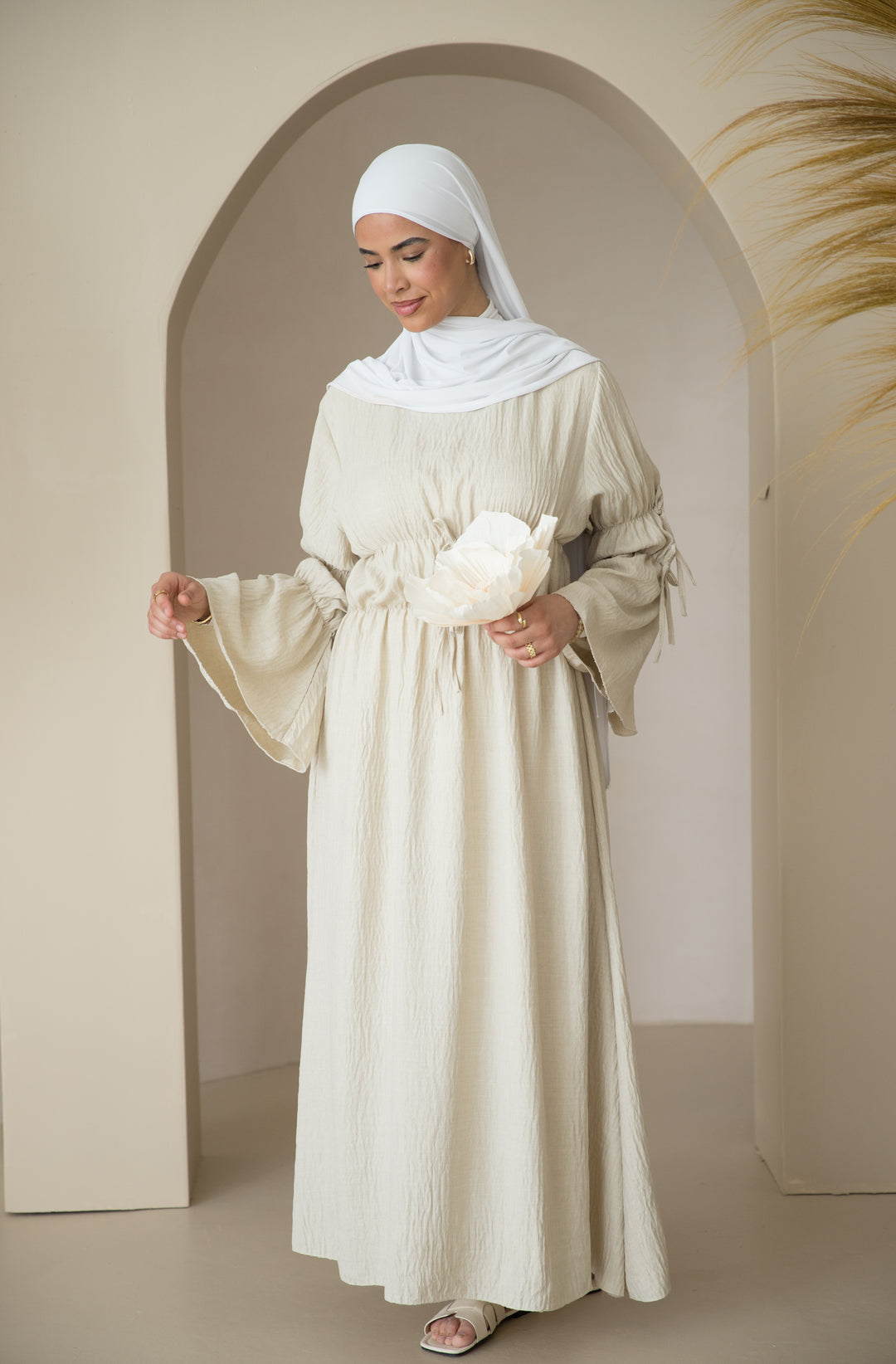 Alanay Kleid mit Schnürungen in Beige