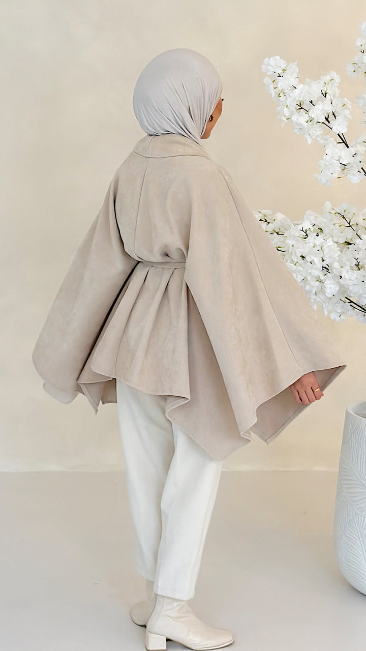 Kaia Poncho mit Kimonoärmeln