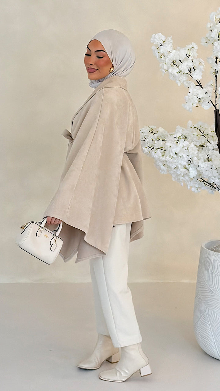 Kaia Poncho mit Kimonoärmeln