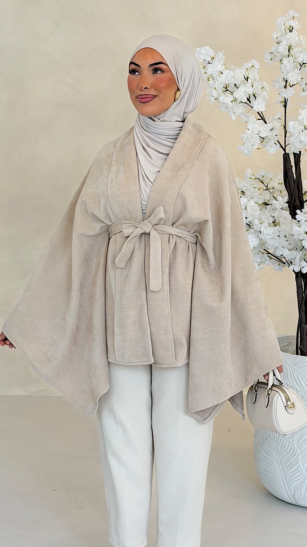Kaia Poncho mit Kimonoärmeln
