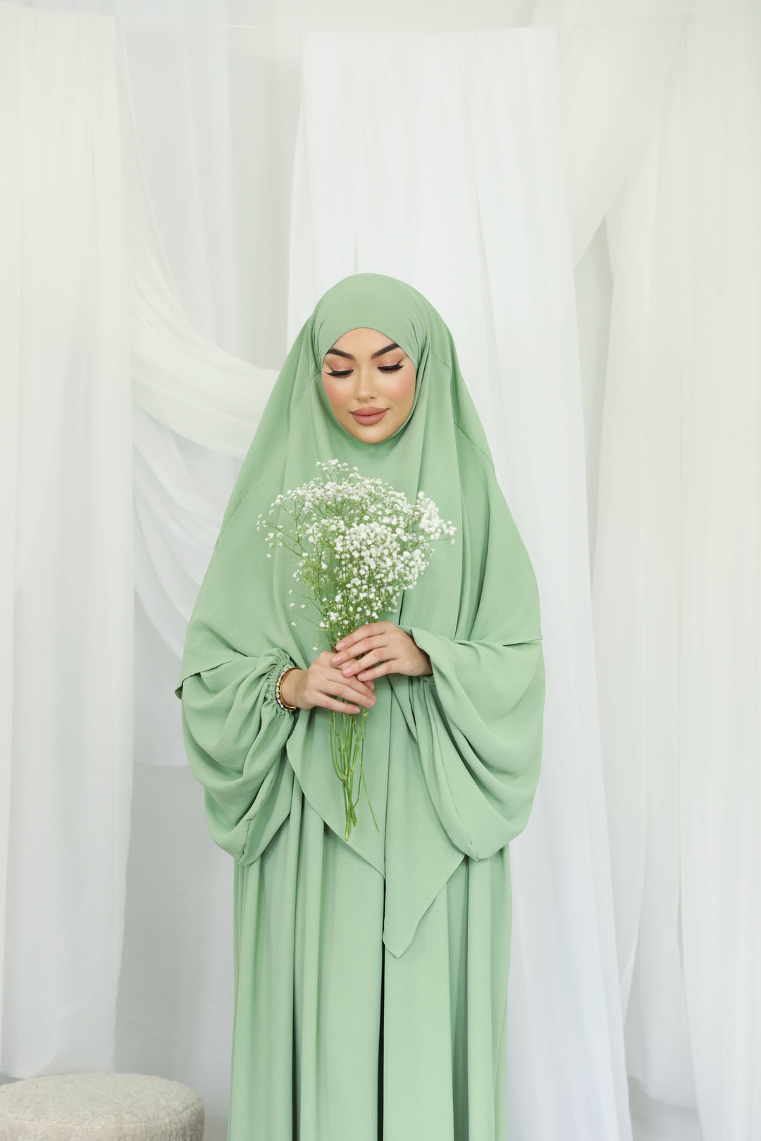 Nour Abaya in Mint